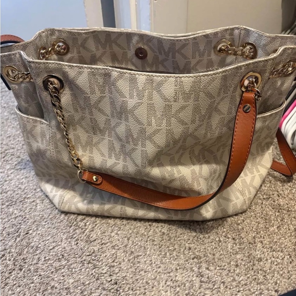 Michael Kors Cream and Tan Shoulder Bag